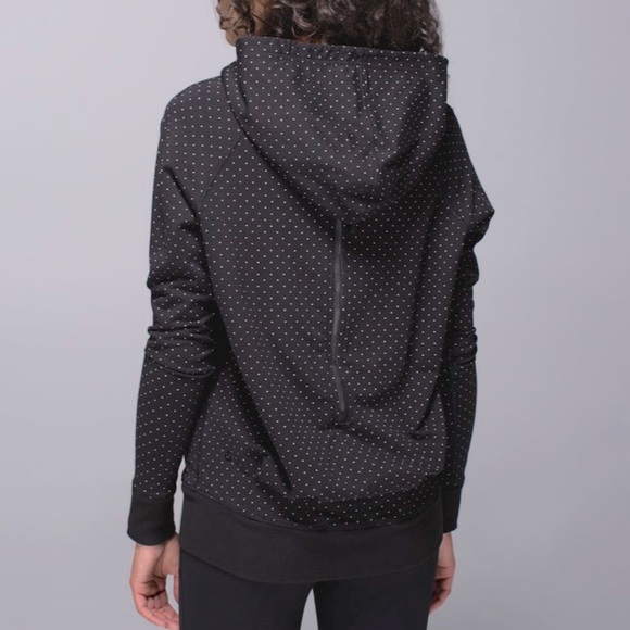 LULULEMON Rollin' With My Omies Hoodie
sz 2 - Picture 3 of 8